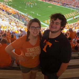 Meet your Posher, Jonathan